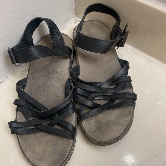 2 pair Black leather Chacos - Picture 2 of 8